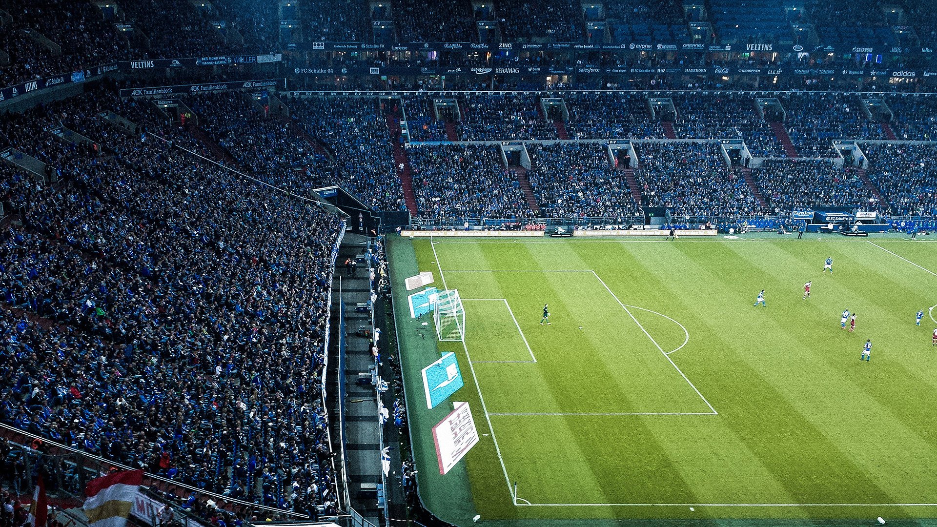 奥格斯堡主场全力以赴，欲与希尔莱姆展开激烈对抗，奥格斯堡对莱比锡